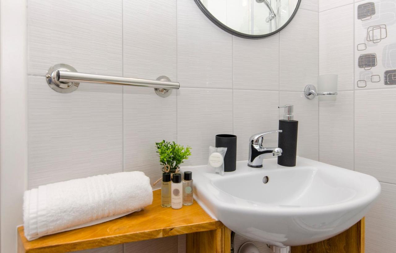 Apartment Aspalathos Old Town